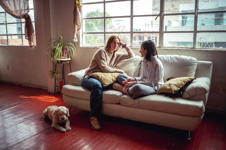 mother and daughter having a serious conversation